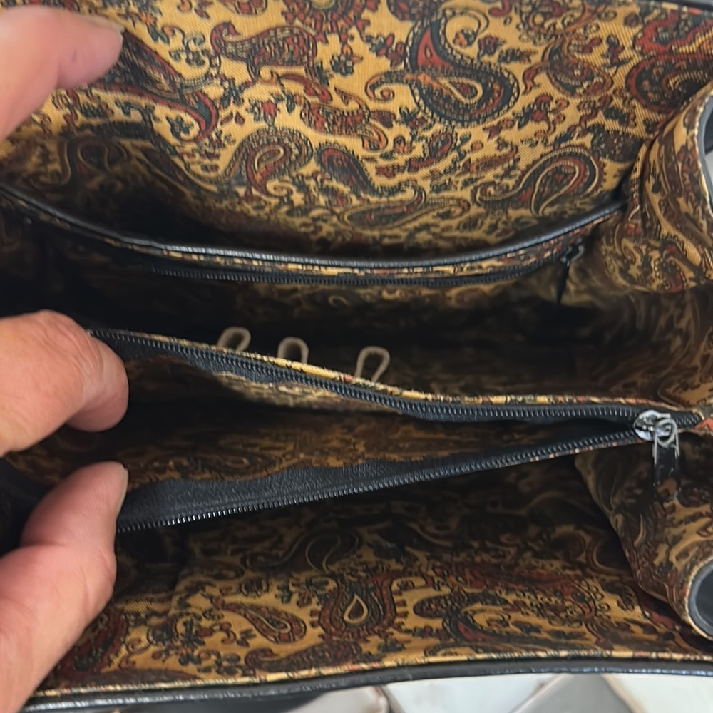 Alexander Bag - Picture 13 of 14